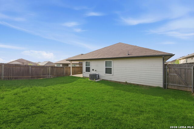 Image 35 of 40 For 845 Bahia Pl