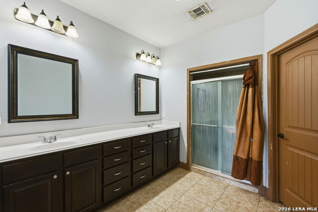 Image 18 of 50 For 1021 Wells  