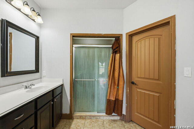 Image 19 of 50 For 1021 Wells  