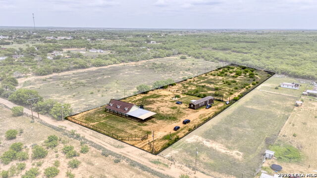 Image 27 of 50 For 1021 Wells  