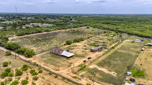 Image 28 of 50 For 1021 Wells  