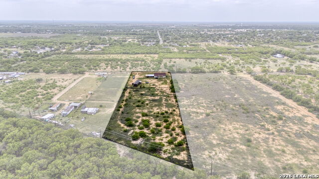 Image 33 of 50 For 1021 Wells  