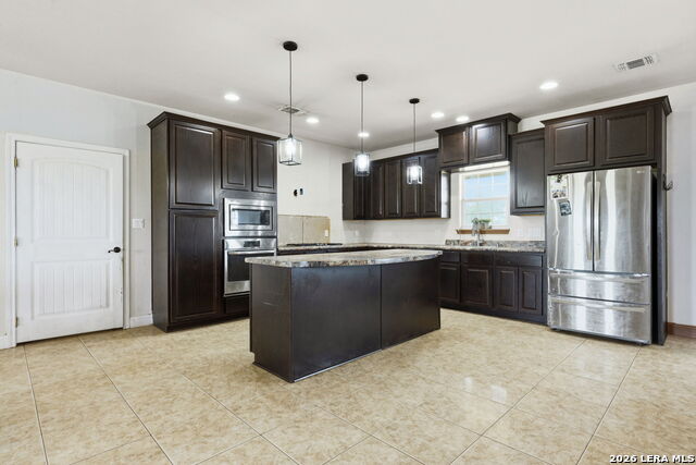 Image 6 of 50 For 1021 Wells  