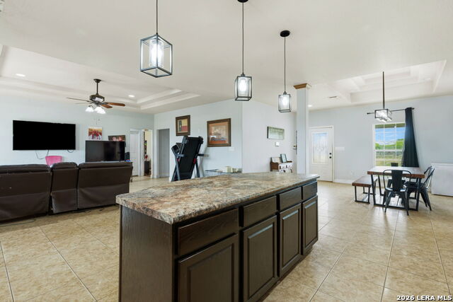 Image 8 of 50 For 1021 Wells  