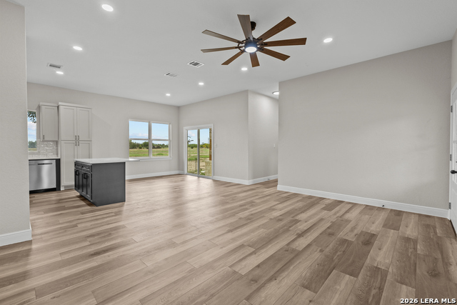 Image 14 of 26 For 13515 Quintana Rd