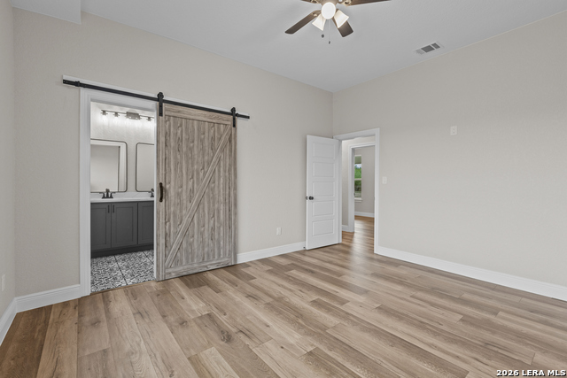 Image 17 of 26 For 13515 Quintana Rd