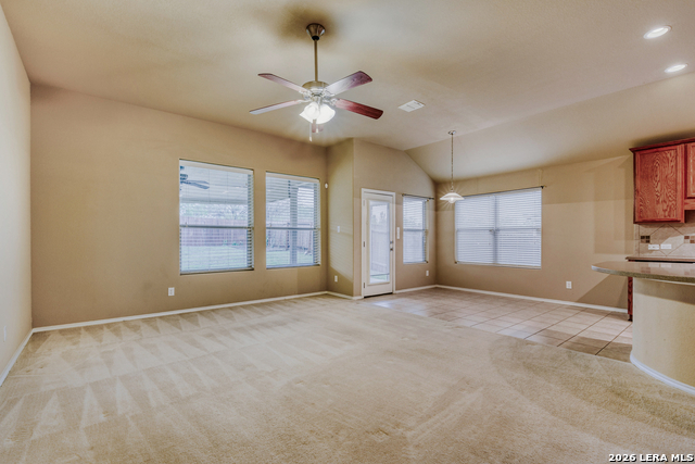 Image 5 of 28 For 7526 Elegante