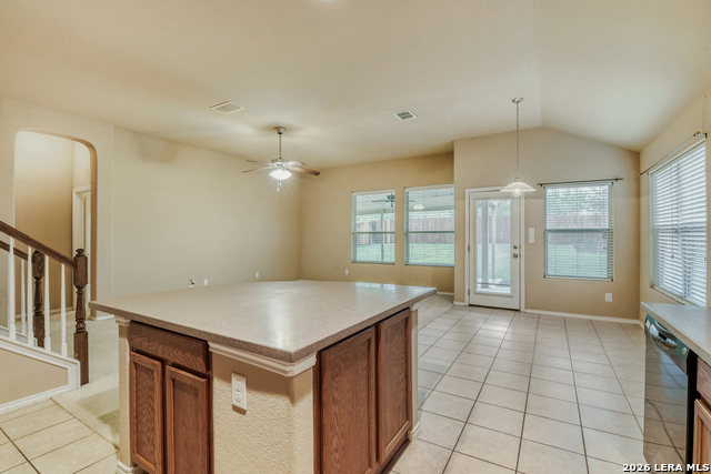 Image 9 of 28 For 7526 Elegante