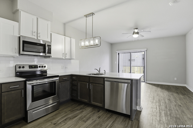 Image 2 of 25 For 711 Frio St S 2104