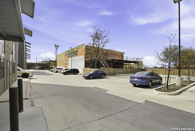 Image 23 of 25 For 711 Frio St S 2104