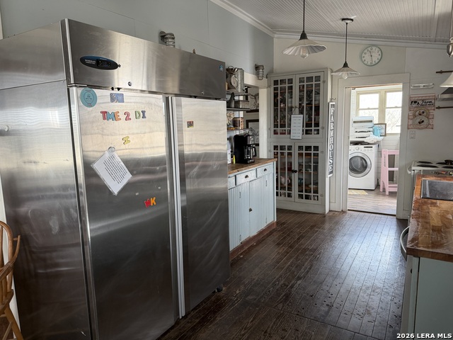 Image 3 of 10 For 191 Sunshine Ln