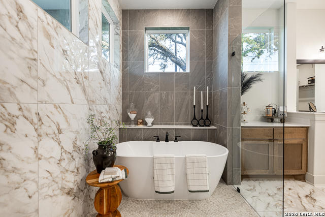 Image 15 of 30 For 8568 Benclare