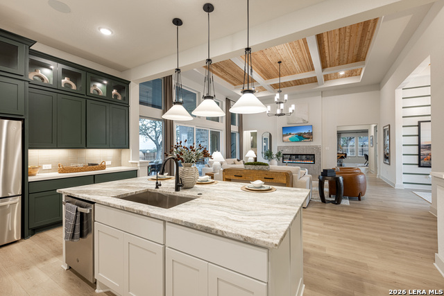 Image 25 of 30 For 8568 Benclare