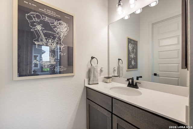 Image 6 of 30 For 8568 Benclare