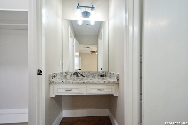 Image 35 of 47 For 671 Merriweather St W