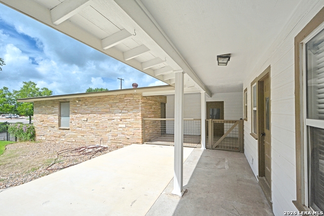 Image 36 of 47 For 671 Merriweather St W