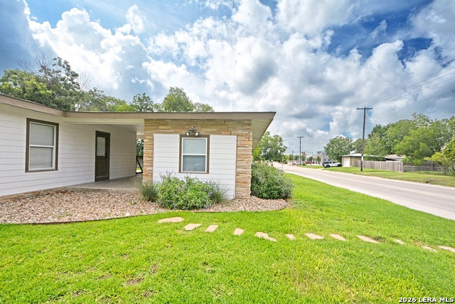 Image 45 of 47 For 671 Merriweather St W