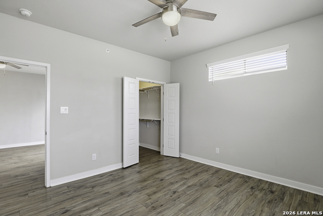 Image 12 of 25 For 711 Frio S 1203