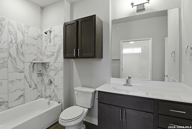 Image 13 of 25 For 711 Frio S 1203