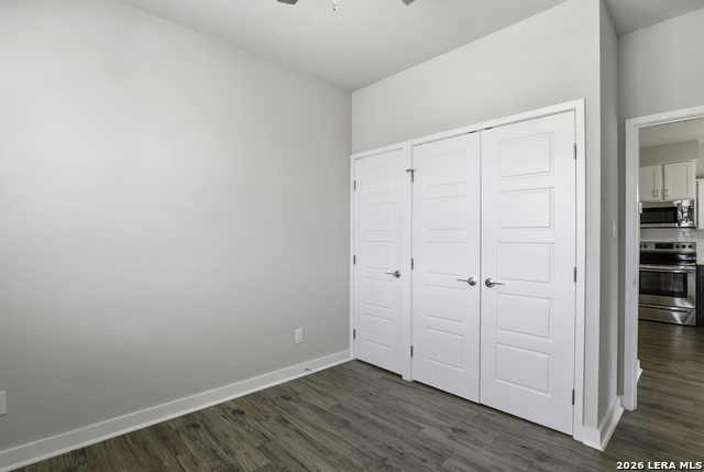 Image 16 of 25 For 711 Frio S 1203