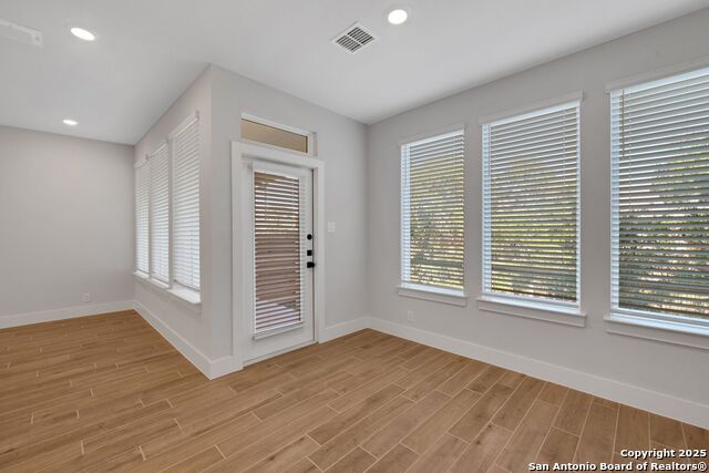 Image 13 of 43 For 13709 Giovannis Garden