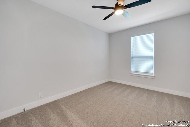 Image 29 of 43 For 13709 Giovannis Garden