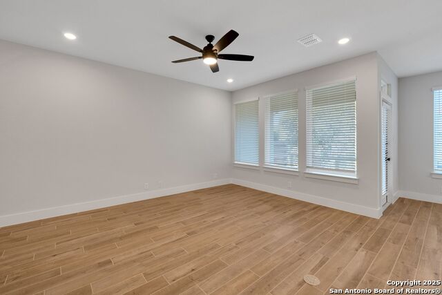 Image 5 of 43 For 13709 Giovannis Garden