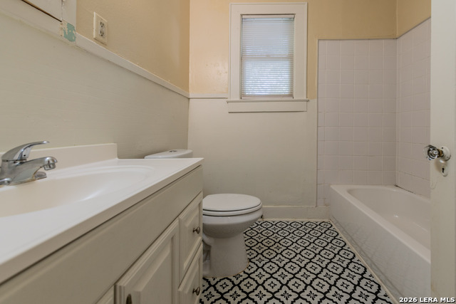 Image 10 of 21 For 327 Eleanor  1