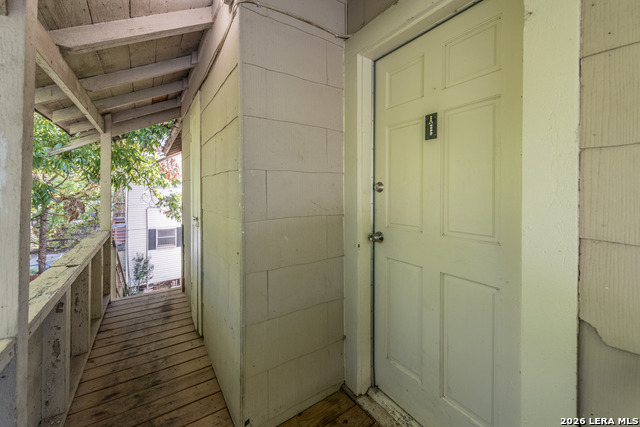 Image 16 of 21 For 327 Eleanor  1