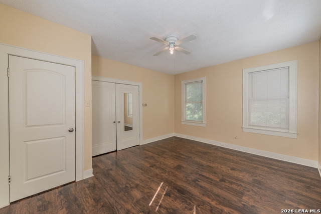 Image 5 of 21 For 327 Eleanor  1