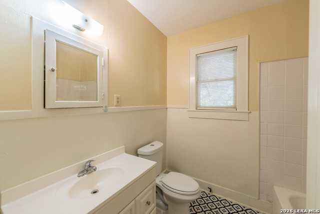 Image 9 of 21 For 327 Eleanor  1