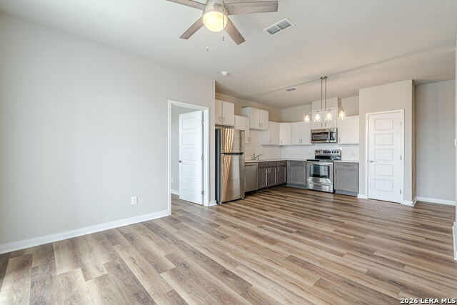 Image 7 of 31 For 711 Frio S 1301