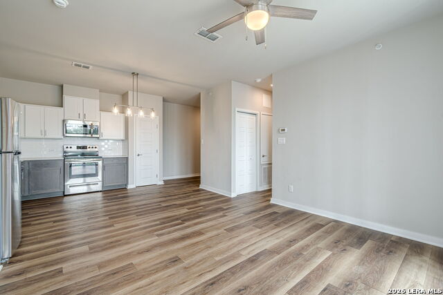 Image 8 of 31 For 711 Frio S 1301