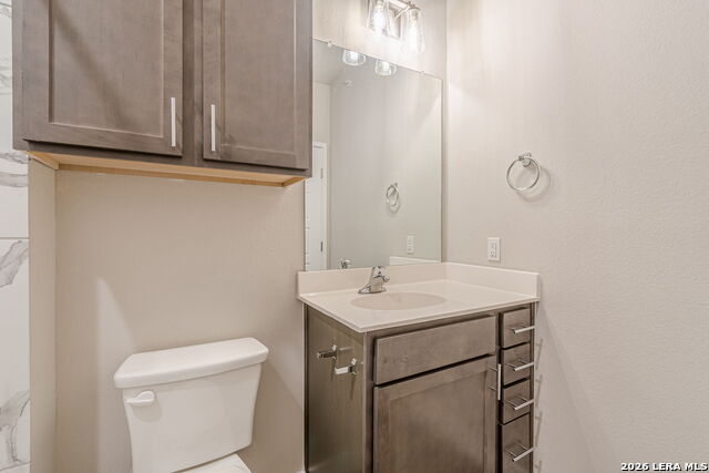 Image 11 of 31 For 711 Frio S 1302