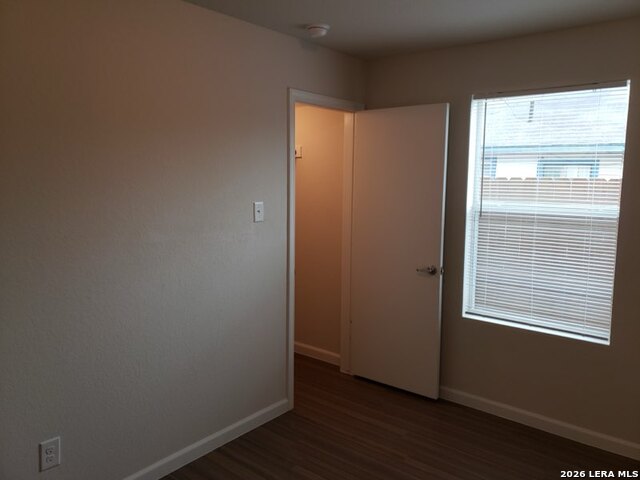 Image 17 of 21 For 1615 Navidad St N