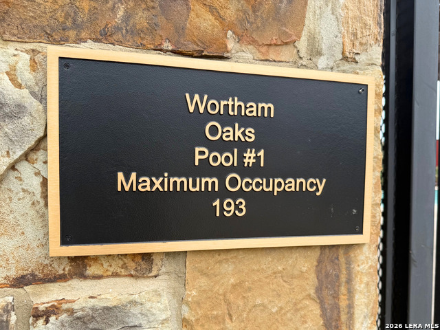 Image 11 of 32 For 22414 Akin Hts