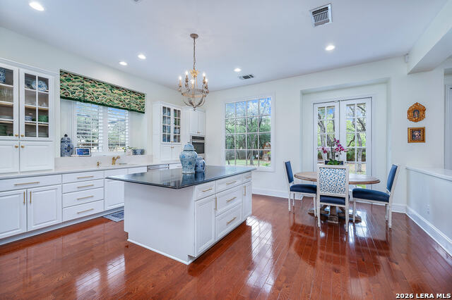 Listing photo id 12 for 15906 Nw Military Hwy