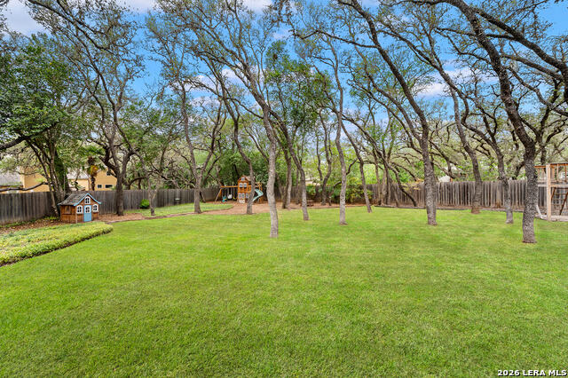 Listing photo id 38 for 15906 Nw Military Hwy