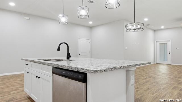 Image 13 of 34 For 728 Crestview