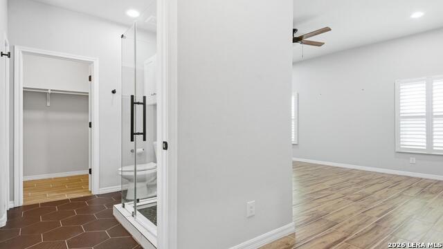 Image 17 of 34 For 728 Crestview