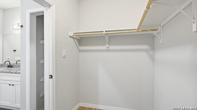 Image 20 of 34 For 728 Crestview