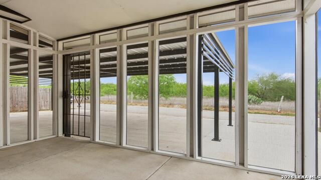 Image 31 of 34 For 728 Crestview