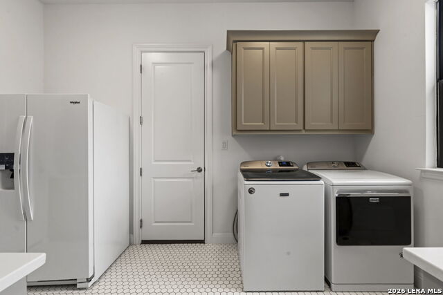 Image 18 of 47 For 9835 Midsomer Pl