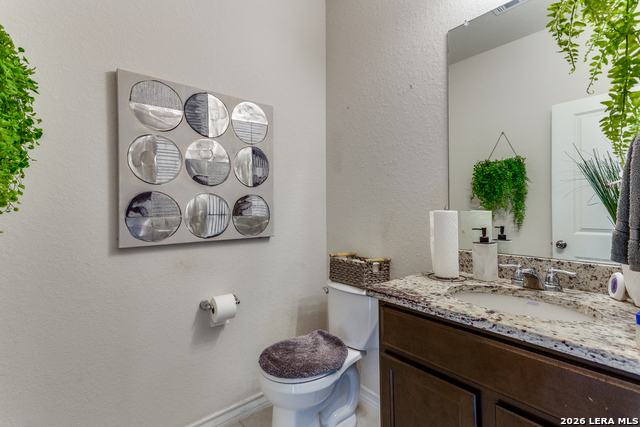 Image 30 of 33 For 268 Cuban Emerald