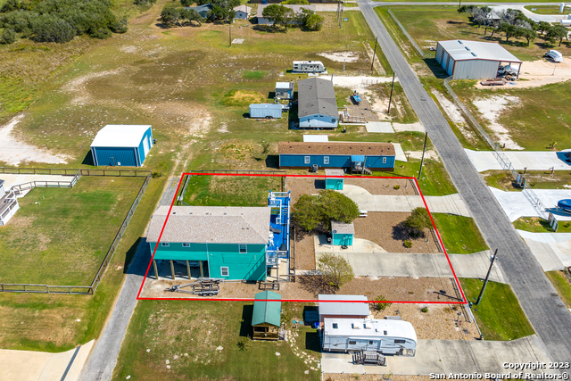 Details for 2001-2003 S Doughty, Rockport, TX 78382