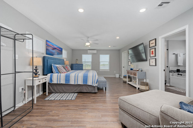 Image 15 of 61 For 2001-2003 S Doughty