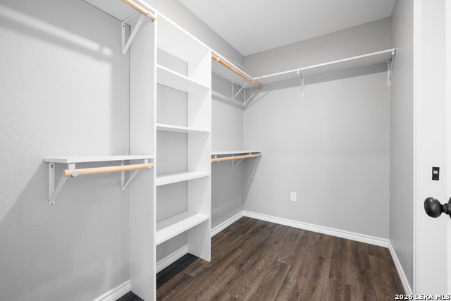 Image 18 of 61 For 2001-2003 S Doughty