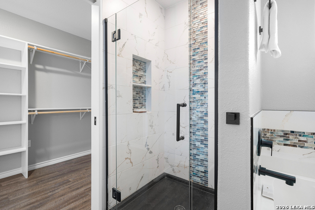 Image 23 of 61 For 2001-2003 S Doughty