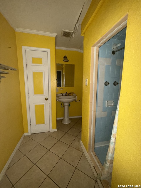 Image 9 of 16 For 1109 Allende