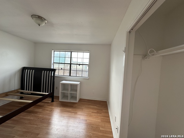 Image 10 of 12 For 211 Uecker  